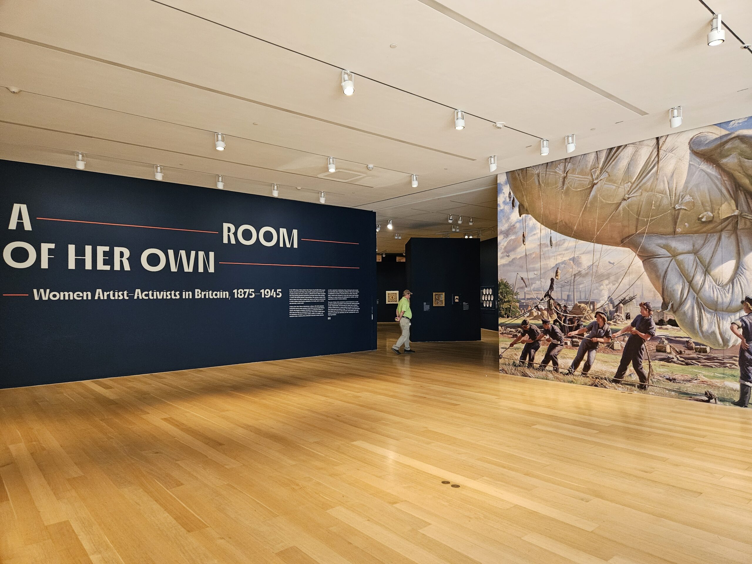 Ida O’Keeffe, “Flowers (Gardenias in a Pitcher)” 1932<br />
Oil on canvas, 8 x 7 inches<br />
Photo courtesy Christie’s New York<br />
